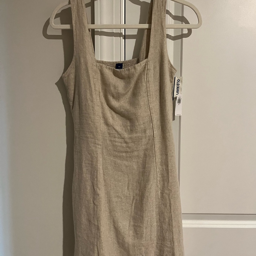 Old Navy Cream Tan Sleeveless Sheath Dress Square Neck